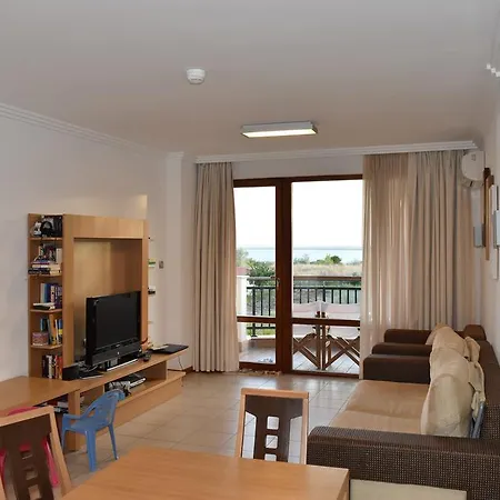 Yolande At Emerald Appartement *